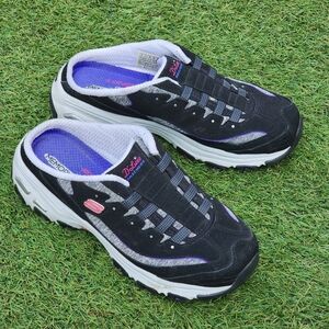 Skechers D’Lites - Women's Sneakers - SIZE 9